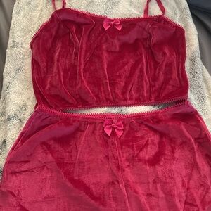 2 piece velvet pajama set - NWOT MEDIUM